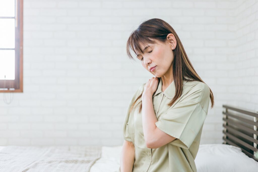 首こり